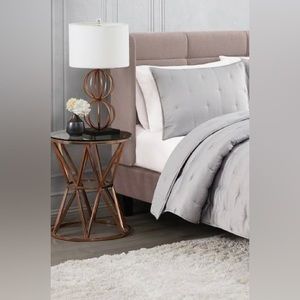 Badgley Mischka Home Tufted Matte Satin Quilt 2 Pc Set, Twin, Gray